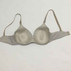 Barely There Intimates & Sleepwear - Barely There Nude Bra Barely There Intimates & Sleepwear - Barely There Nude Bra